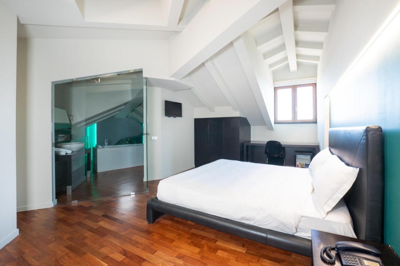 Siriohotel Dormelletto Exteriör bild