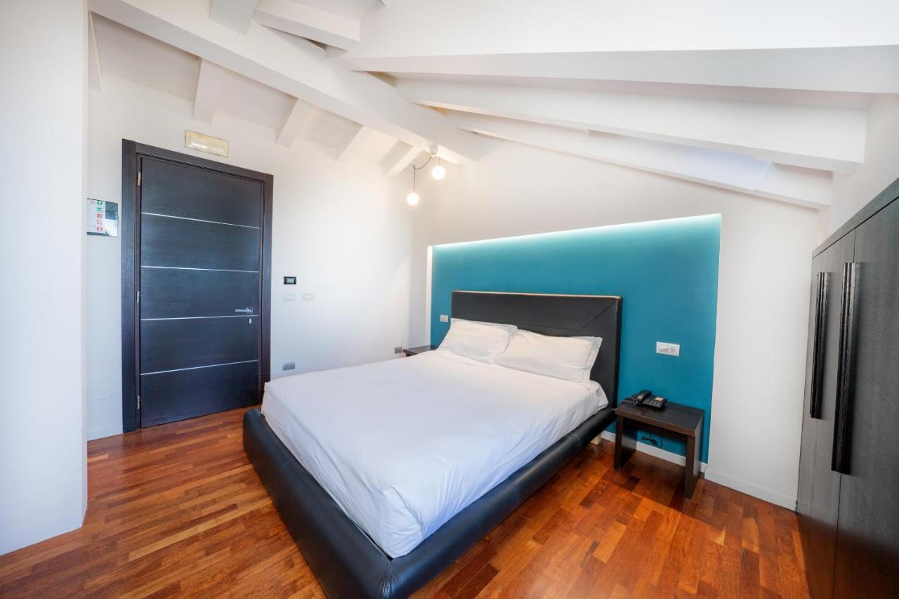 Siriohotel Dormelletto Exteriör bild