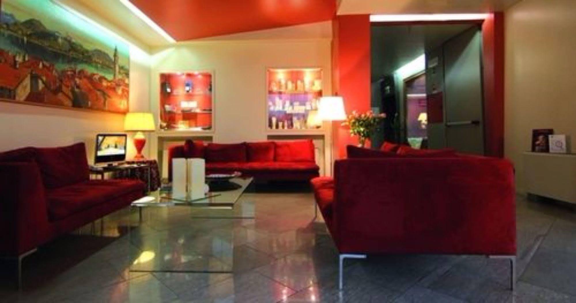 Siriohotel Dormelletto Exteriör bild